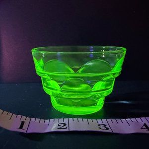 Vintage Uranium Glass Desert/Ice Cream Cup